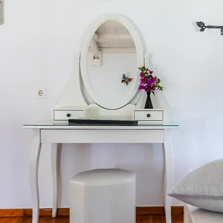 Fotini Kalivi In Raches * Skopelos