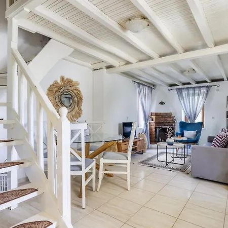 Fotini Kalivi In Raches *