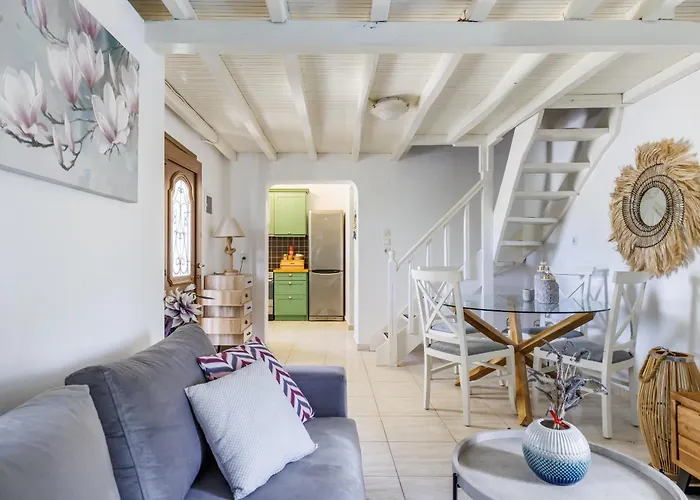 Fotini Kalivi In Raches Villa